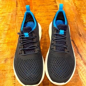 Crocs boys water shoes